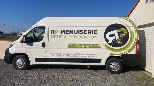 Véhicule utilitaire Raphael Proux Menuiserie